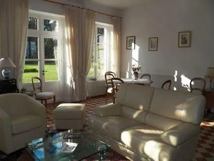 Clos Du Pavillon